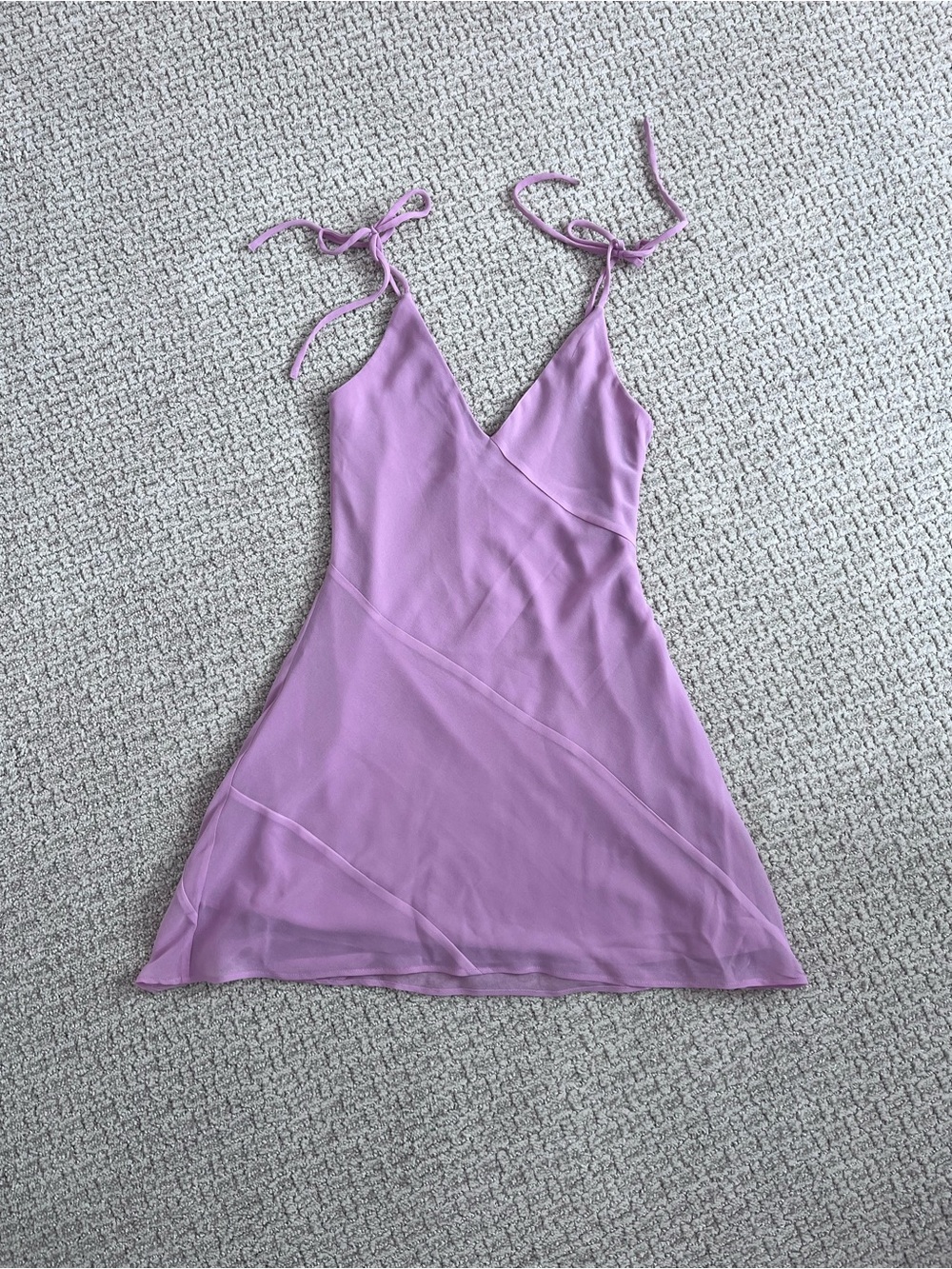 Aritzia Wilfred Priscilla mini slip dress with Tie Straps